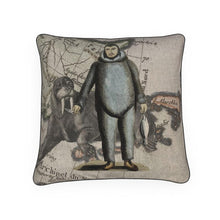 将图片加载到图库查看器,Arctic Traditional First Nations-Alaska Native/Walrus Luxury Pillow