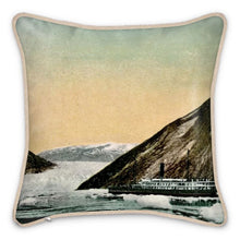 将图片加载到图库查看器,Alaska Juneau Taku Glacier Steamship Silk Pillow