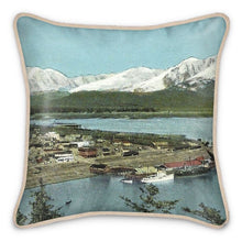 将图片加载到图库查看器,Alaska Seward Territorial Waterfront Silk Pillow