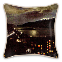 将图片加载到图库查看器,Alaska Juneau Territorial Night View Silk Pillow