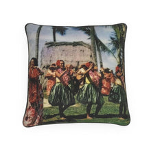 将图片加载到图库查看器,Hawaii Kodak Hula Dancers Luxury Pillow