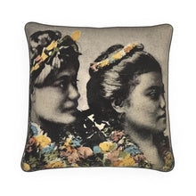 将图片加载到图库查看器,Hawaii Honolulu Aloha Nui Hawaiian Girls Luxury Pillow
