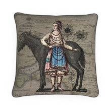 Indlæs billede til gallerivisning Europe Ukraine Ingrienne Luxury Pillow

