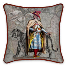 将图片加载到图库查看器，Asia Traditional Upper Class Arab Man/Persian Tiger Silk Pillow
