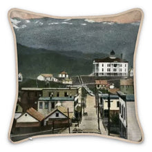 Cargar imagen en el visor de la galería, Alaska Juneau Territorial Courthouse Silk Pillow
