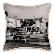Cargar imagen en el visor de la galería, Alaska Anchorage 4th Avenue 1950s Silk Pillow

