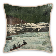 将图片加载到图库查看器，Yukon Whitehorse Rapids Canoe 1913 Silk Pillow
