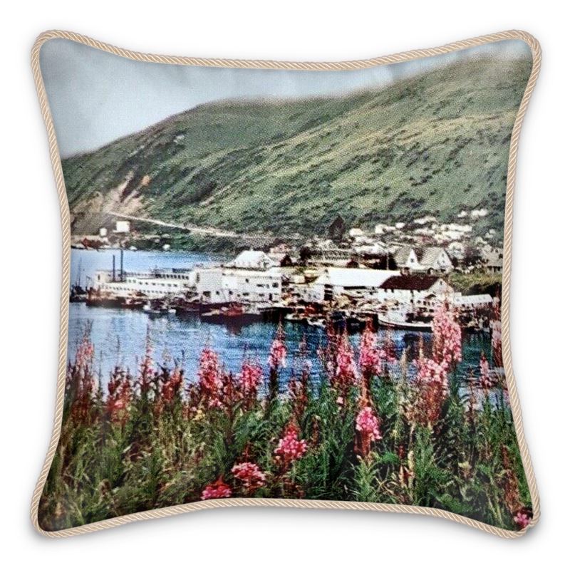 Alaska Kodiak 1950s Silk Pillow