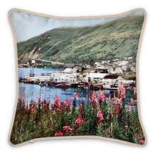 Load image into Gallery viewer, Alaska Kodiak 1950s Silk Pillow
