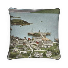 Indlæs billede til gallerivisning Alaska Wrangell Birdseye View Luxury Pillow
