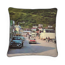 Load image into Gallery viewer, Alaska Kodiak 1952 Luxury Pillow
