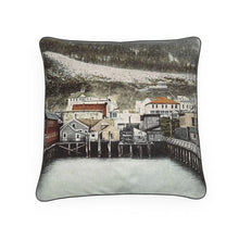 Cargar imagen en el visor de la galería, Alaska Douglas Waterfront Luxury Pillow
